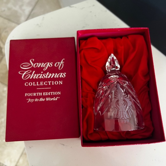 4-Waterford Crystal Bells "Songs of Christmas" Collection $25/each - Picture 5 of 8